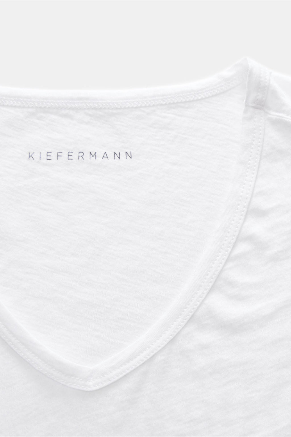 Kiefermann V-neck T-shirt 'Darius' - White