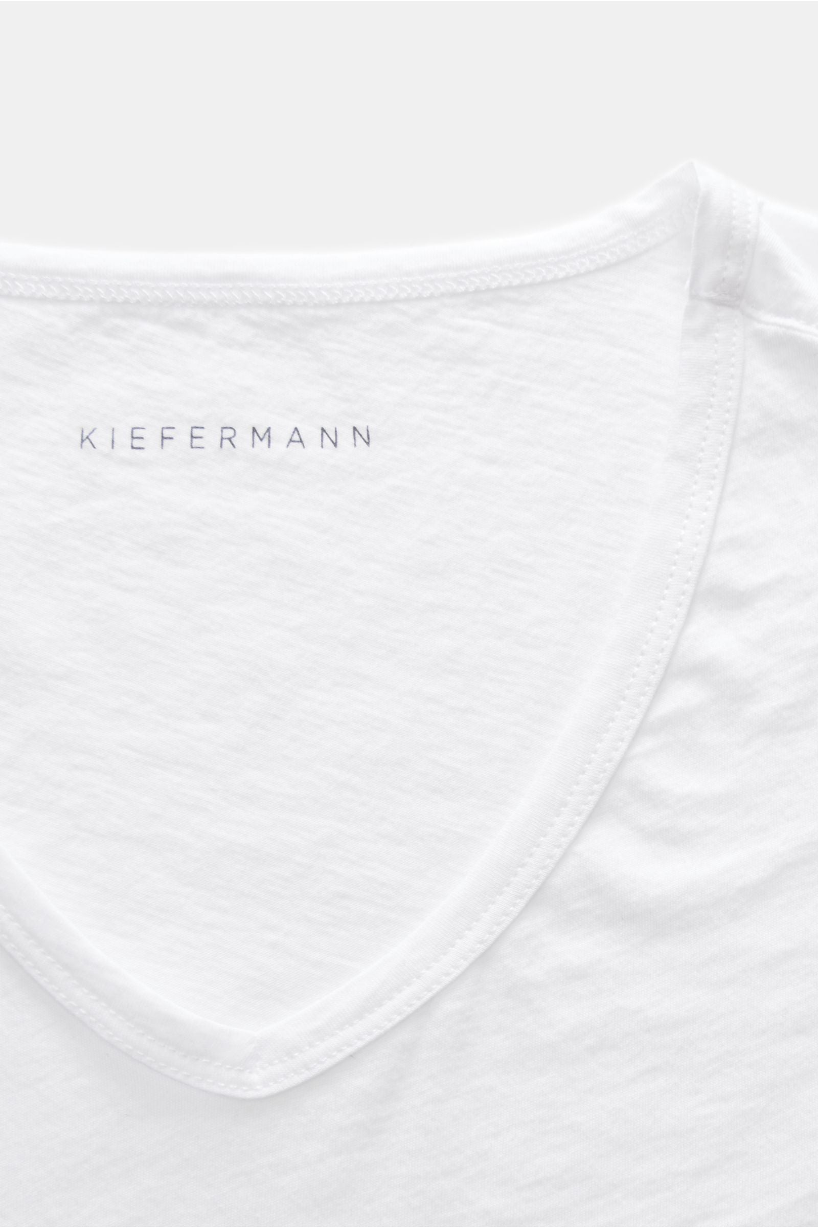 Kiefermann V-neck T-shirt 'Darius' - White