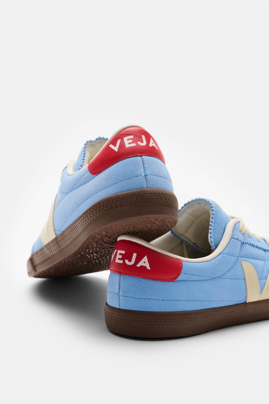 Veja Sneakers 'Panenka' - blueredcream