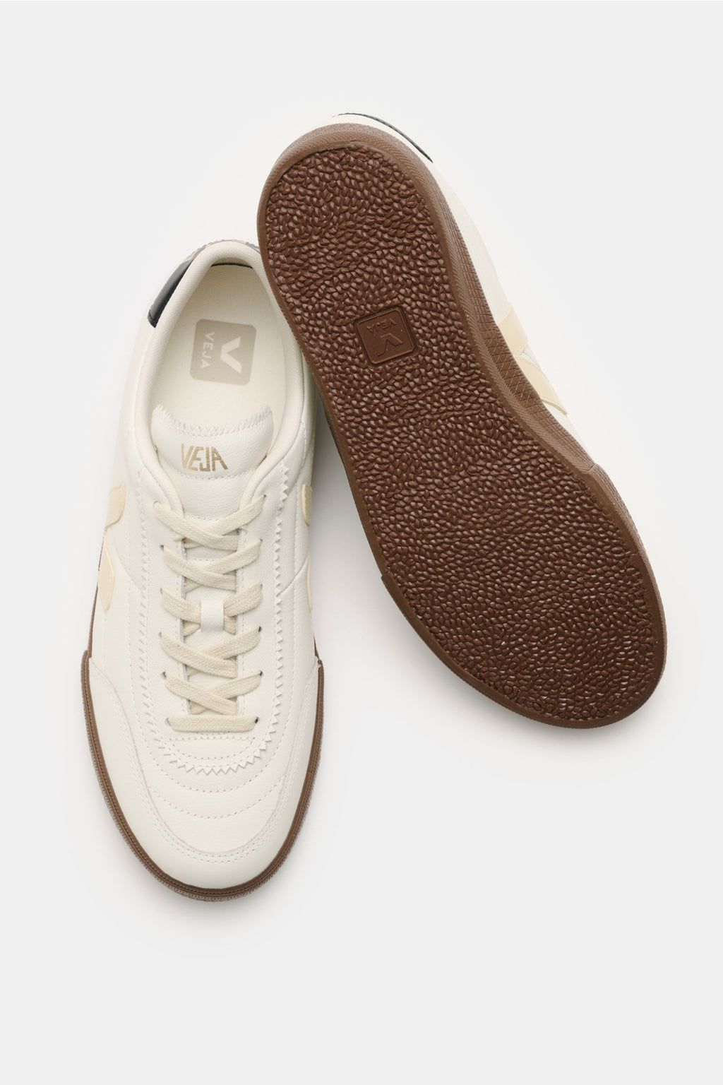 Veja Sneakers 'Panenka O.T.' - whiteblackbrown