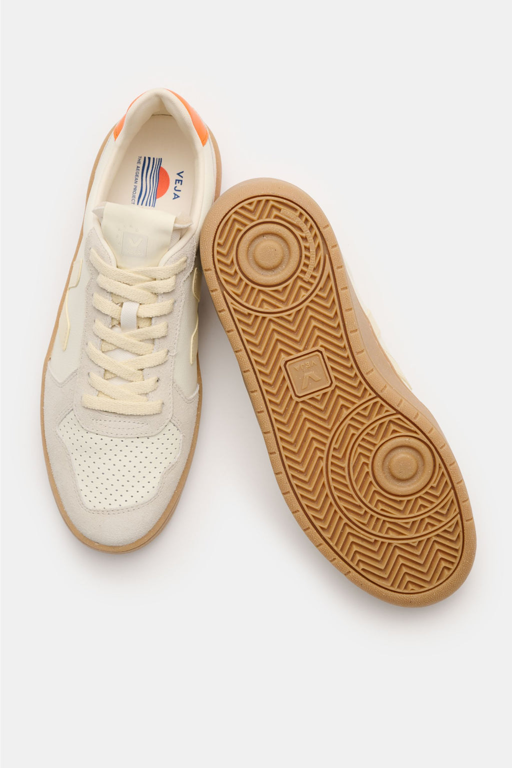Veja Sneakers 'V-82 Pure Calcaire Fury' - whitesandorange